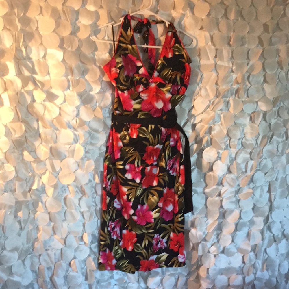 Voodoo Vixen Hawaiian print wiggle sun dress